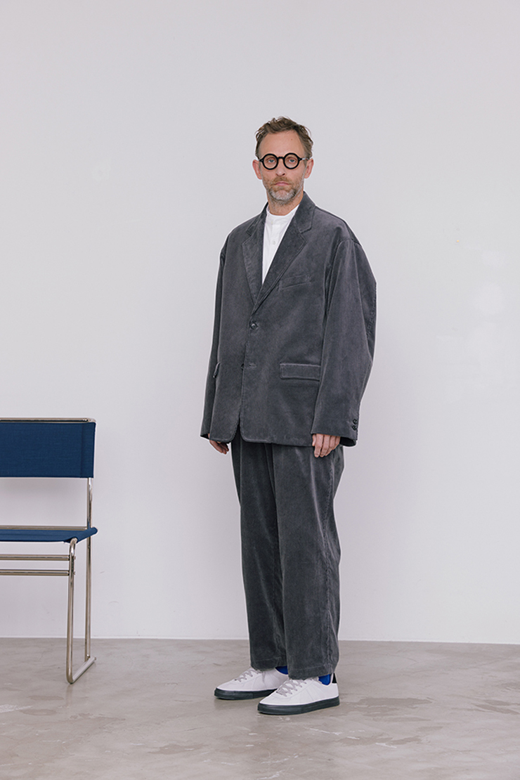 グラフペーパー Suvin Corduroy Oversized Jacket